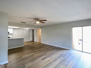 Foto del edificio - 102 Westcliff Cir