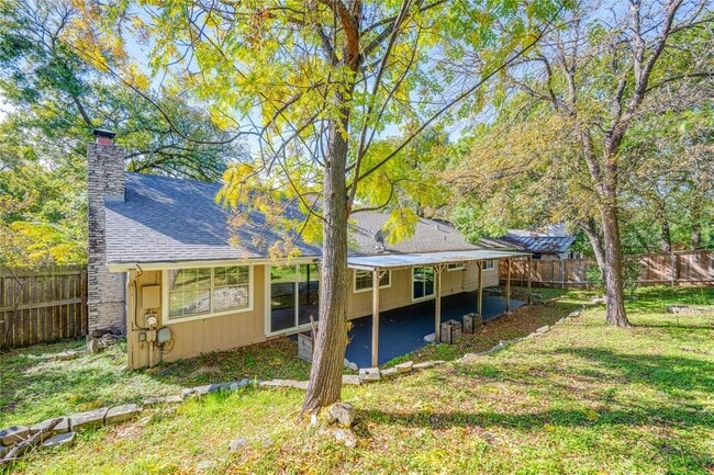 Building Photo - 2713 Tether Trail