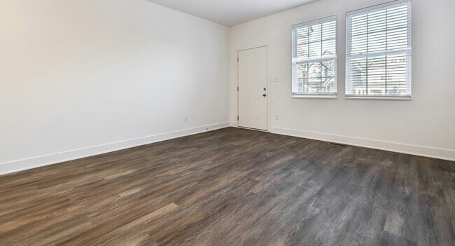 Foto del edificio - 2702 Winthrop Ave