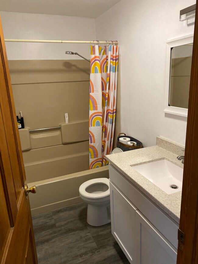 Baño - 112 Franklin Ave