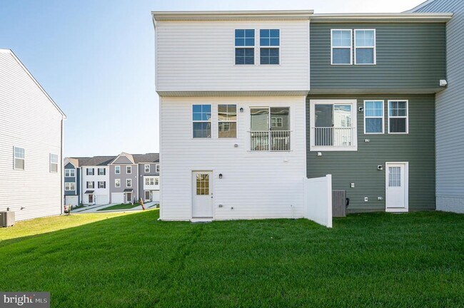 Building Photo - 115 Tuxford Rd