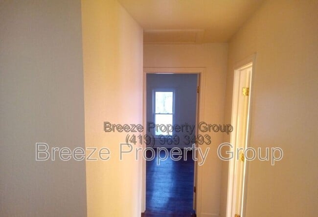 Foto del edificio - 1909 N Superior St