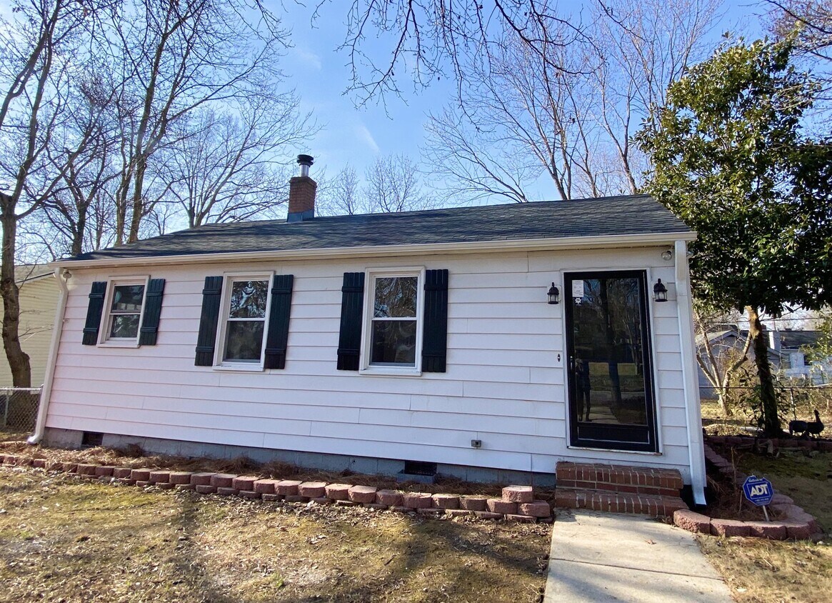 1316 Mayfair Ave, Greensboro, NC 27405 House for Rent in Greensboro