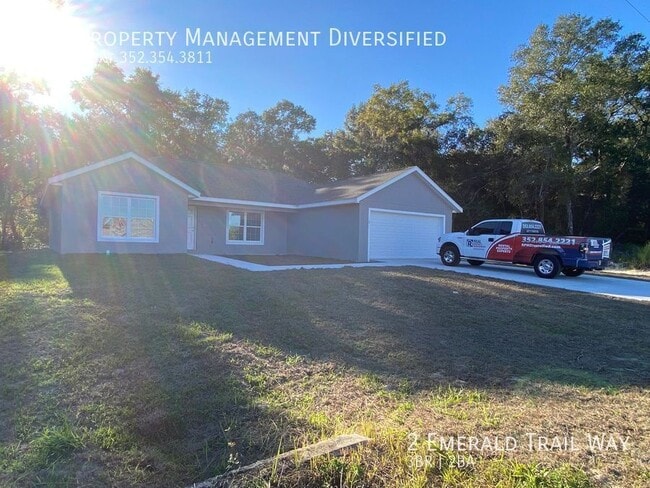 Foto del edificio - 2 Emerald Trail