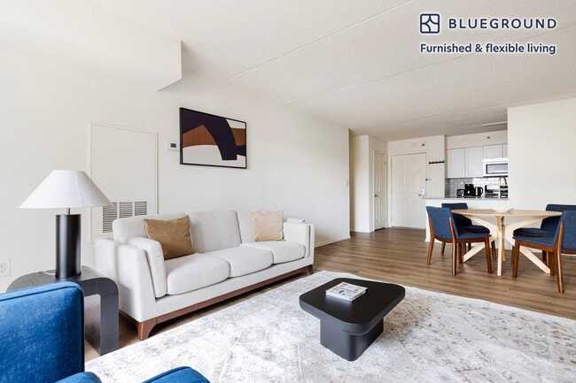 Building Photo - 444 Washington Blvd