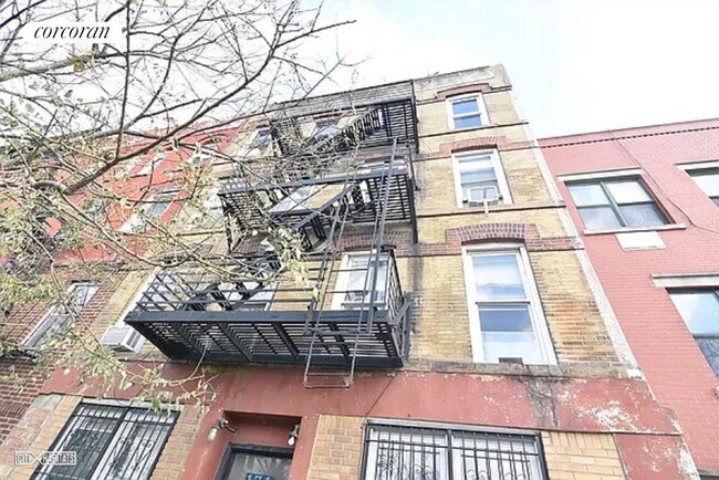Building Photo - 129 Columbia St