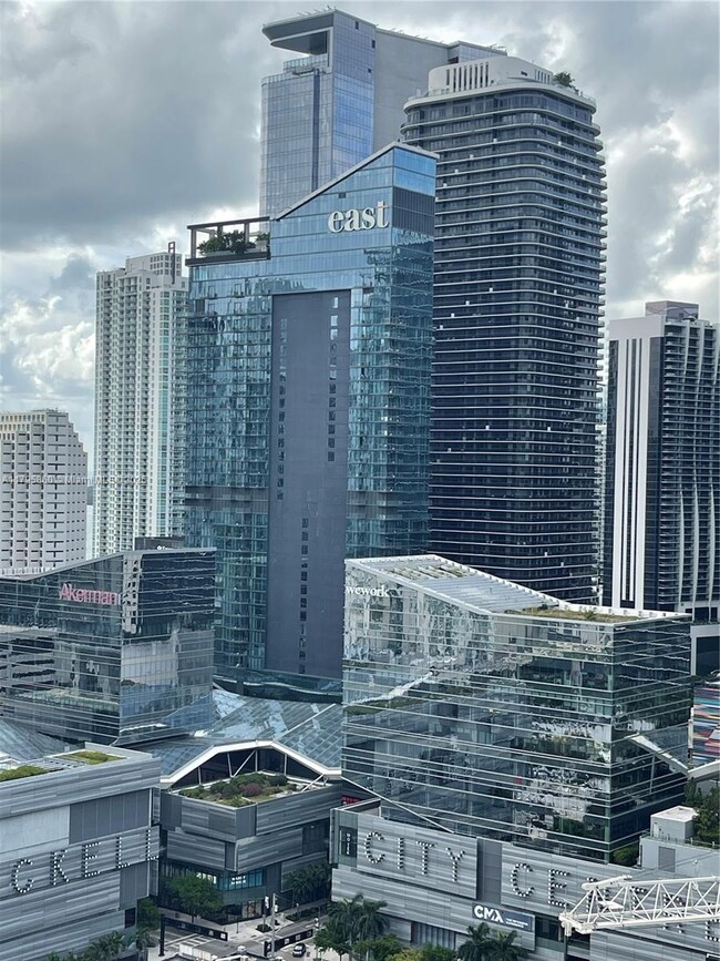 Foto del edificio - 92 SW 3rd St