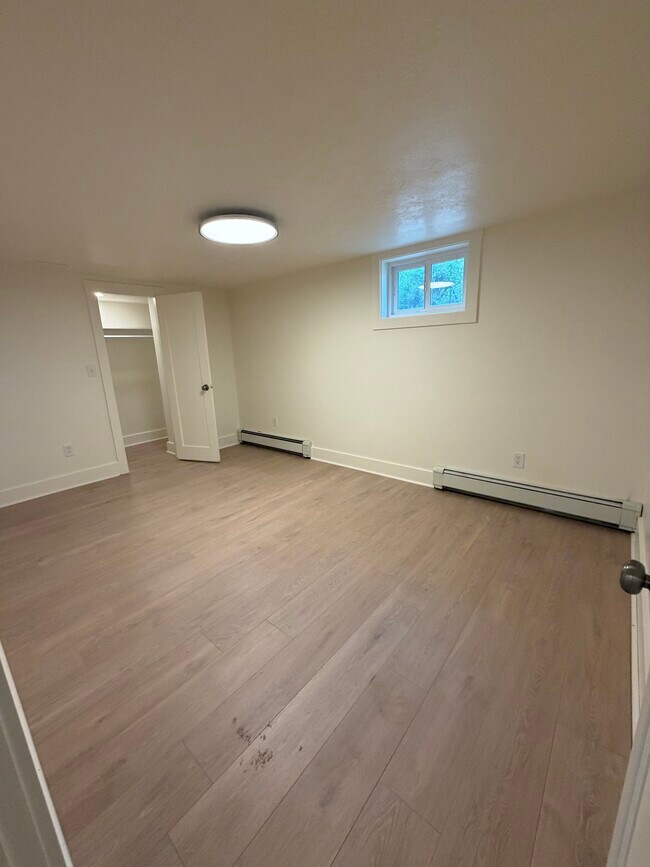 Foto del edificio - 264 E 4800 S