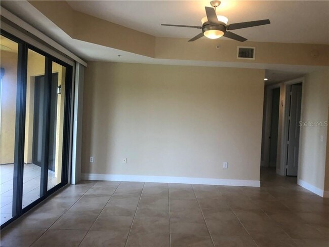 Building Photo - 98 Vivante Blvd
