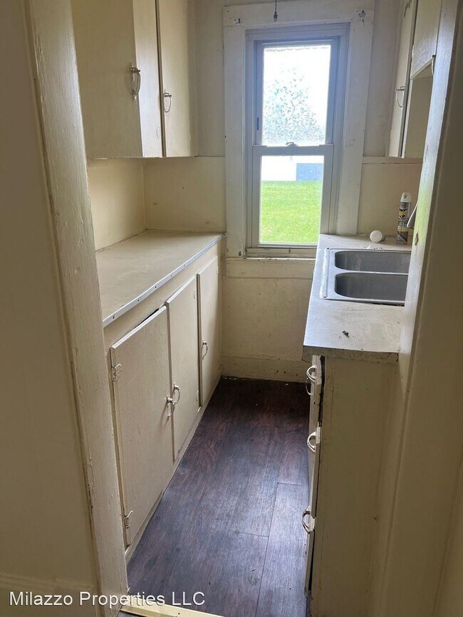 Foto del edificio - 3 br, 1 bath House - 99 Manning St