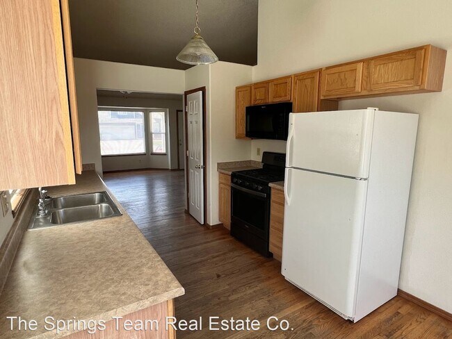 Building Photo - 4 br, 3 bath House - 11272 Berry Farm Road