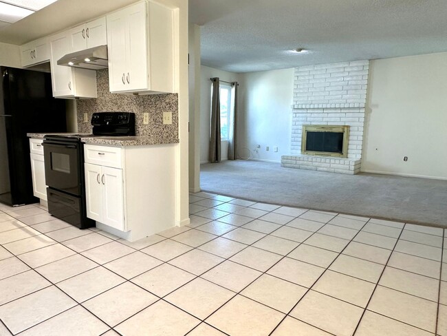 Building Photo - 409 Quailridge Rd
