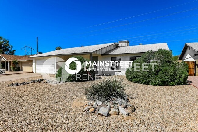 Building Photo - 12022 S Mandan St