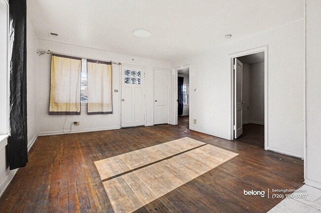 Building Photo - 2040 S Fox St