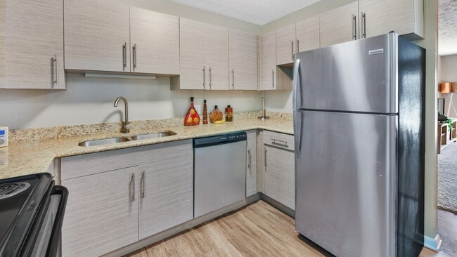 Foto del edificio - Heritage Hill Estates Apartments