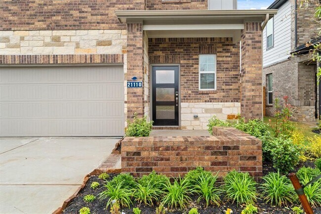 Foto del edificio - 21110 Staked Plains Dr