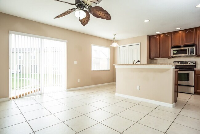 Foto del edificio - 12652 Somerset Oaks St