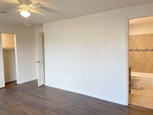 Building Photo - 12115 Segrest Dr