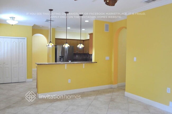 Building Photo - 6243 SW 158th Ave
