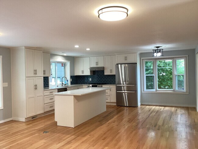 Foto del edificio - Charming Mukilteo Rambler in a Prime Location