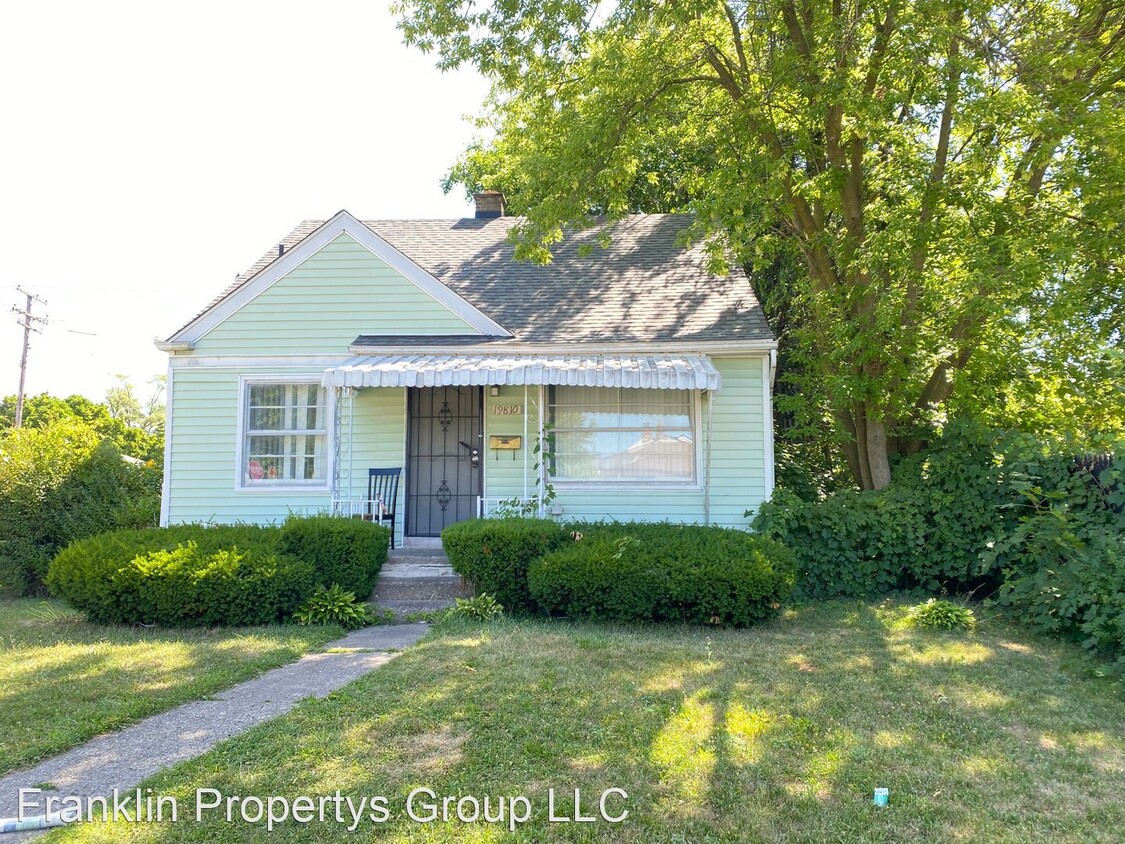 Primary Photo - 3 br, 1 bath House - 19810 Blackstone