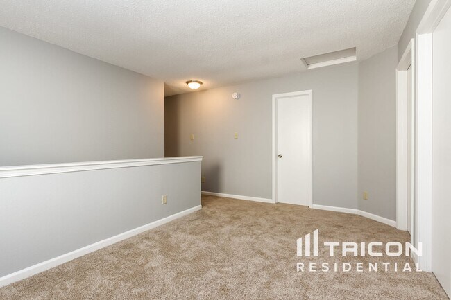 Building Photo - 258 Clayton Lane Greenwood IN