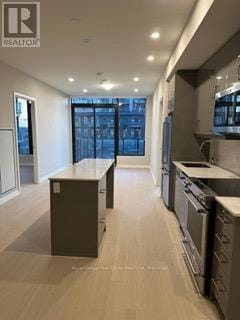 Building Photo - 1415 Dundas St E