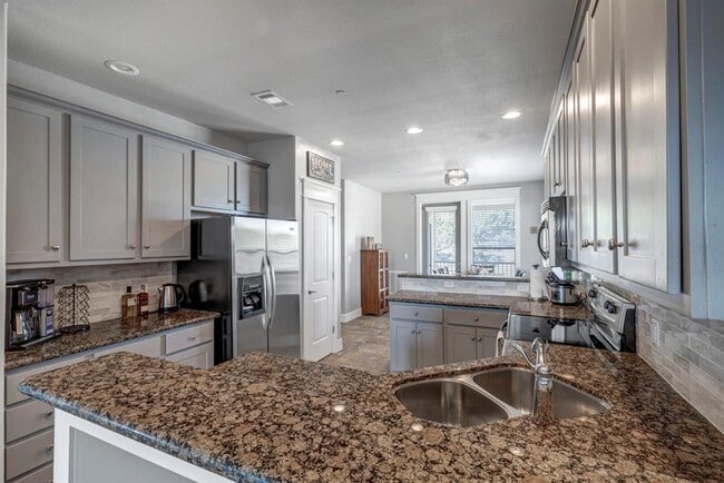 Foto del edificio - 17808 Maritime Point