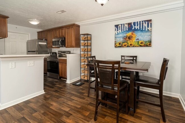 Building Photo - 10260 Crossbow Ct