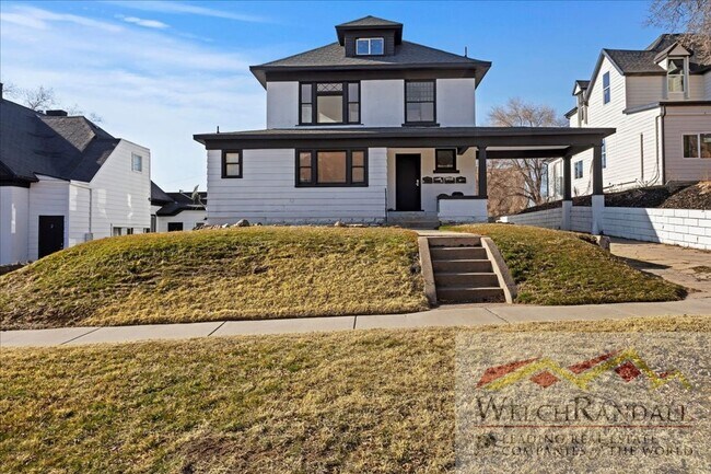 Foto del edificio - 2547 Adams Ave