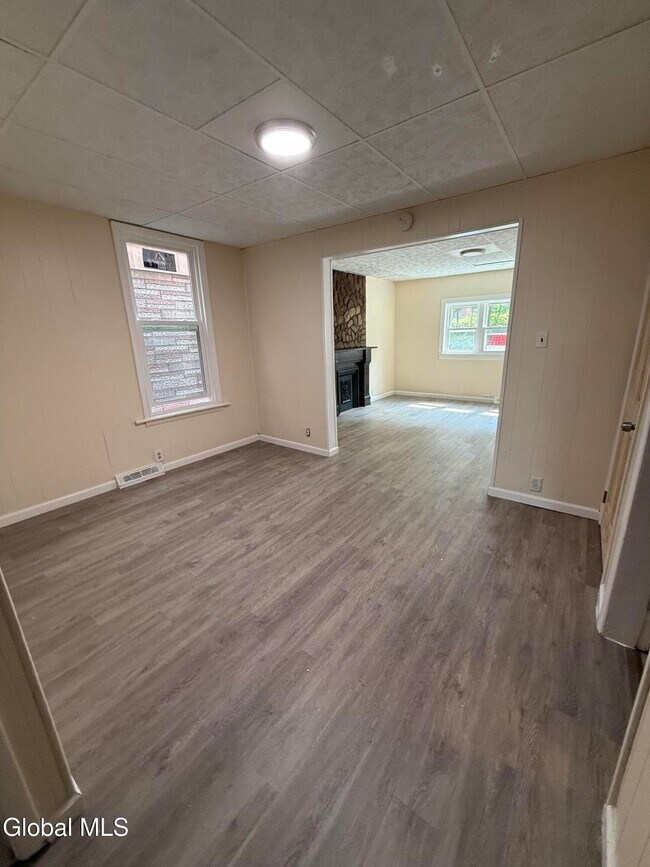 Foto del edificio - 413 9th St