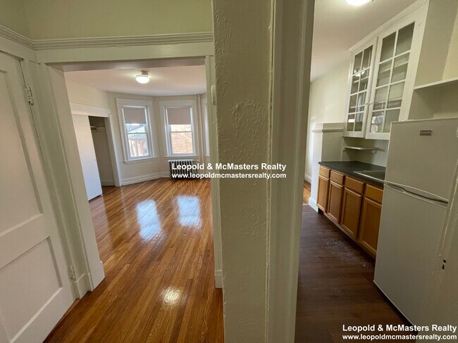 Building Photo - 1164 Boylston St