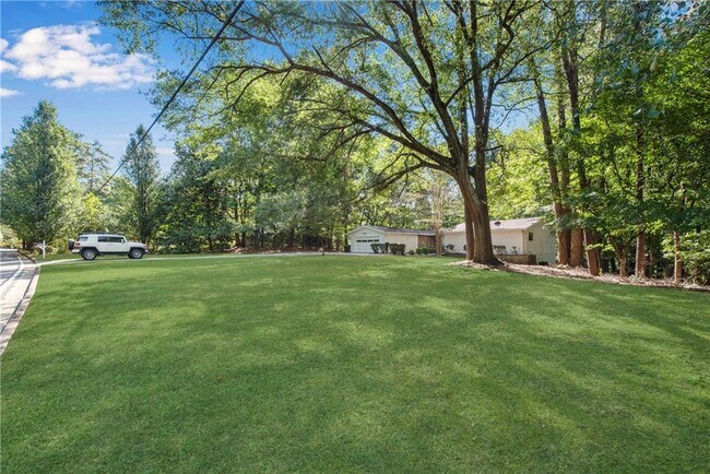 Foto del edificio - 1515 Northridge Rd