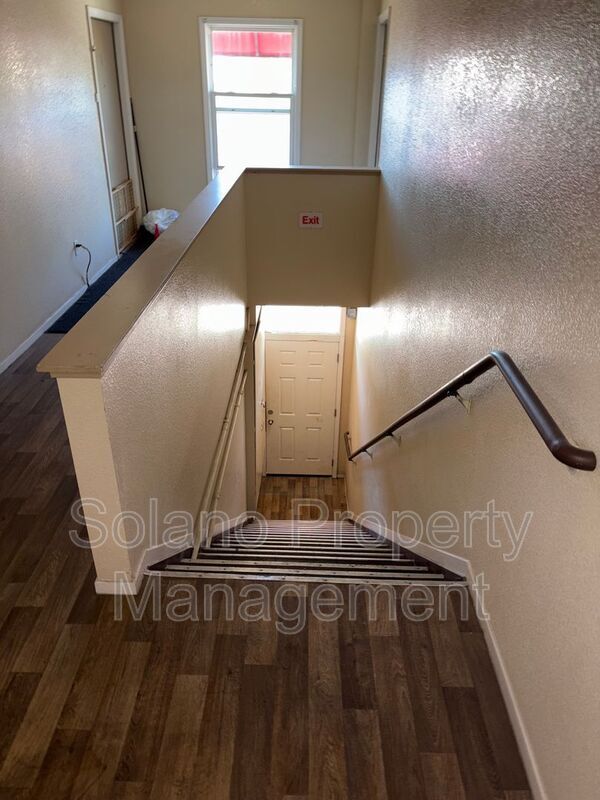 Foto del edificio - 702 Jackson St