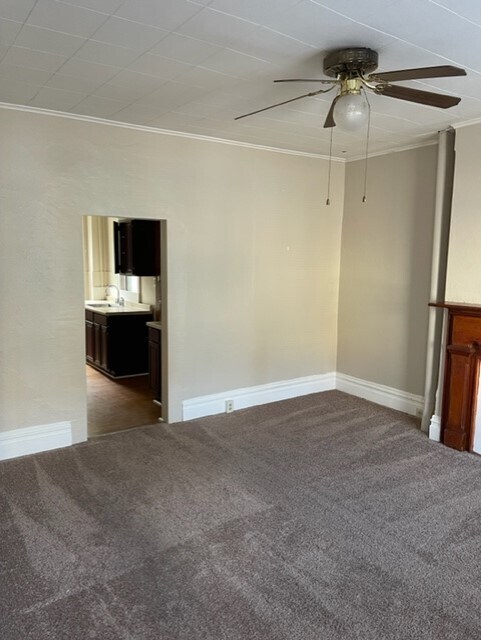 Foto del edificio - 5236 Holmes St