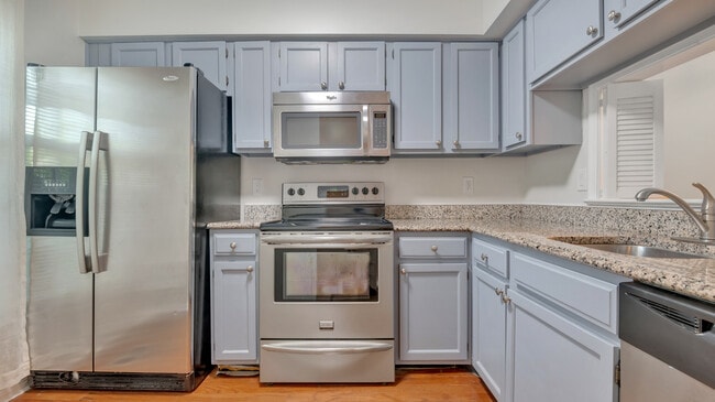 Building Photo - 6505 Brick Hearth Ct