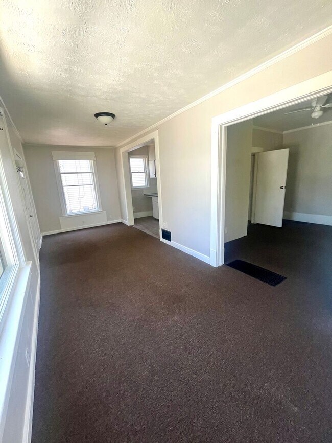 Foto del edificio - 808 7th St NW