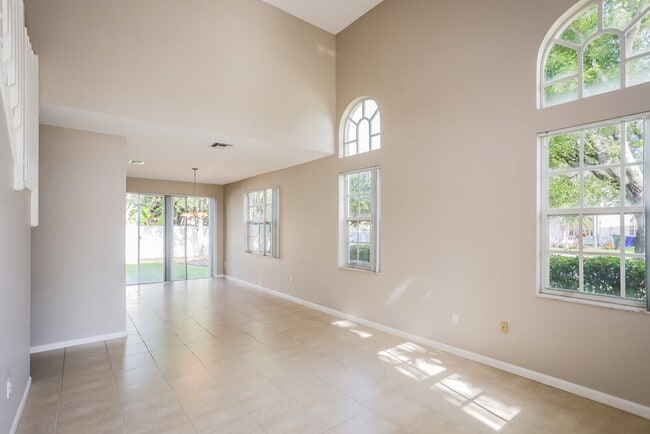 Building Photo - 1213 NW 159th Ln
