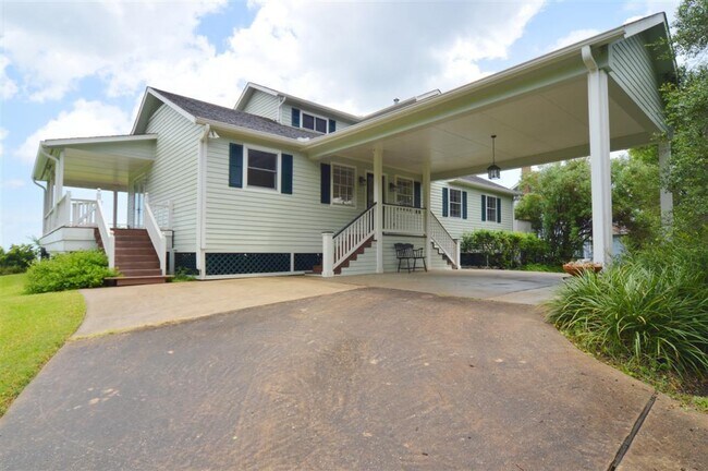 Building Photo - 2920 Todville Rd