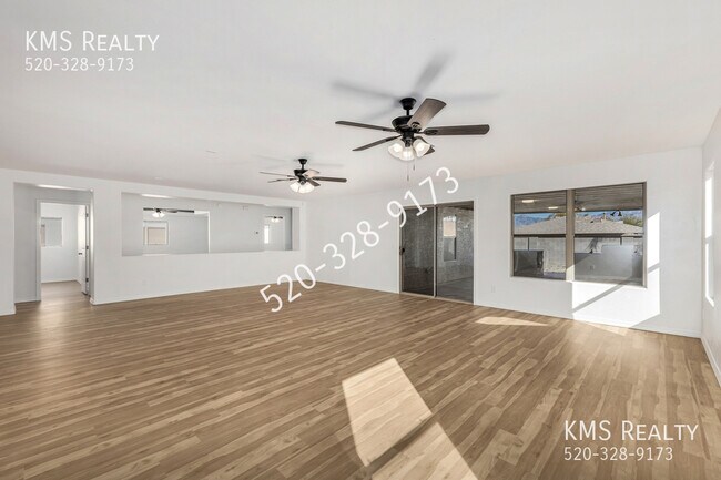 Foto del edificio - 9945 E Star Vista Dr