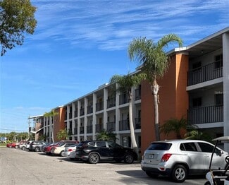 Building Photo - 2505 Flamingo Blvd