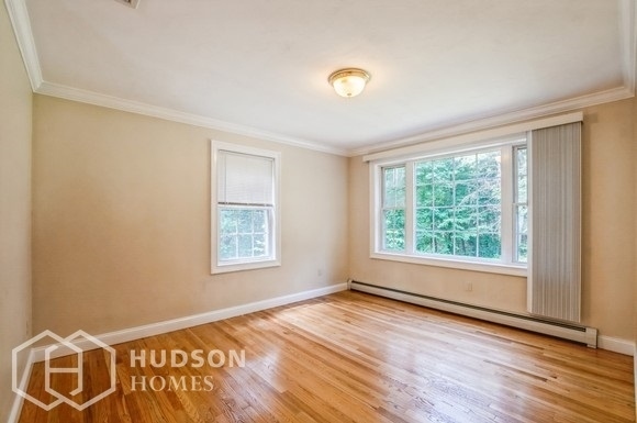 Building Photo - NOW AVAILABLE! - 229 Brookfield Road, Stur...