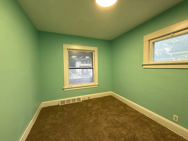 Photo - 4111 E 59th St Apartment