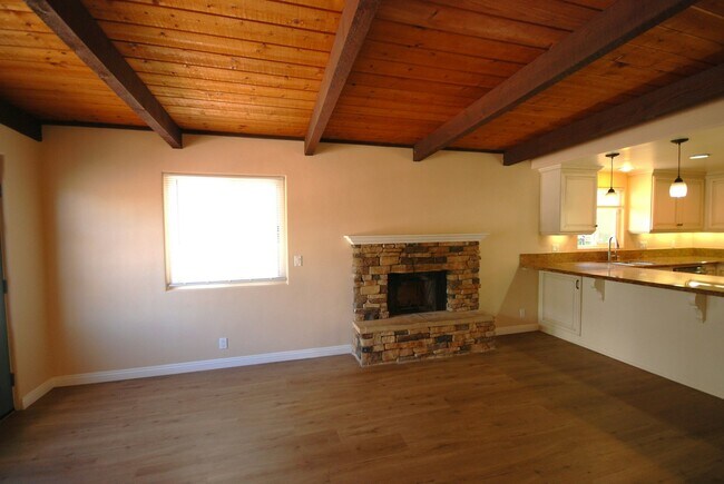 Building Photo - 12404 Wade Way