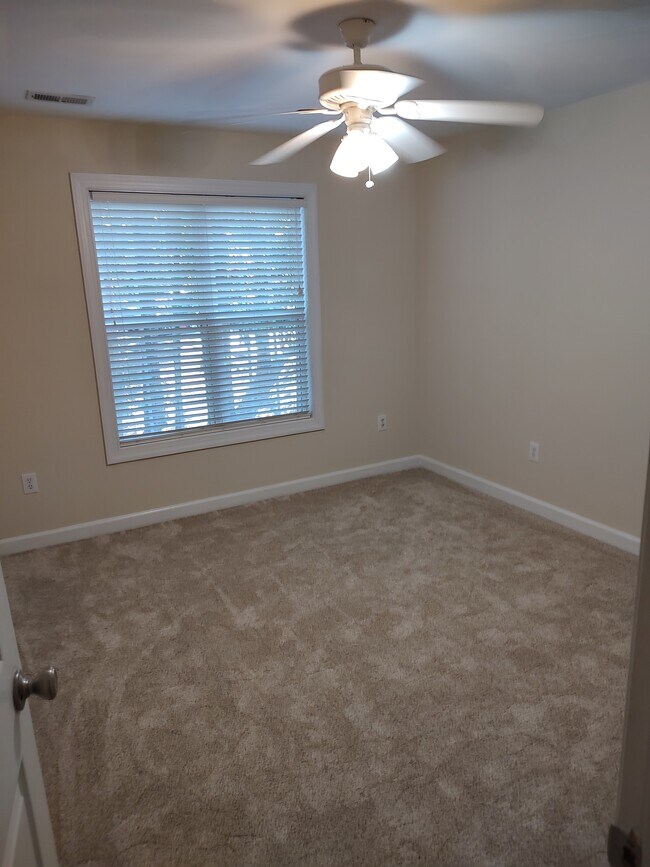 Building Photo - 2618 Broad Oaks Pl