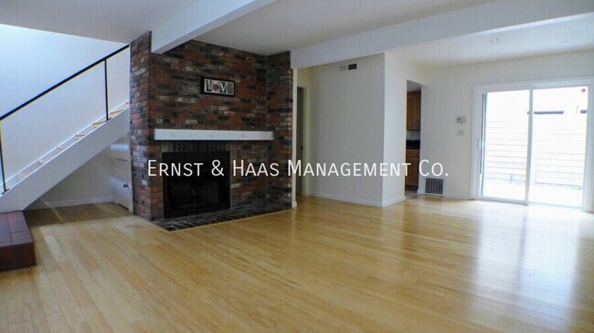 Foto del edificio - 940 E 3rd St