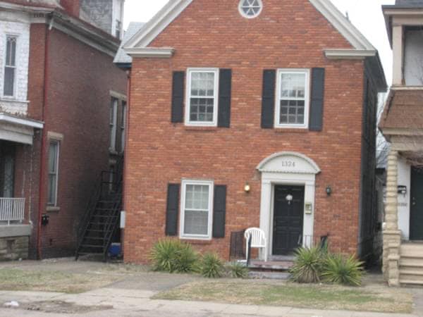 Primary Photo - 1324 5th Ave