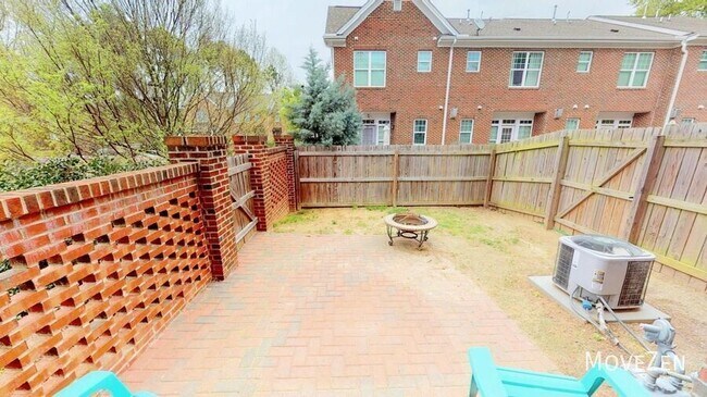 Foto del edificio - 1706 Raney Ct