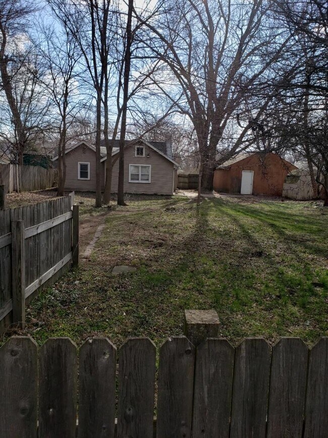 Foto del edificio - 829 Fulton Ave