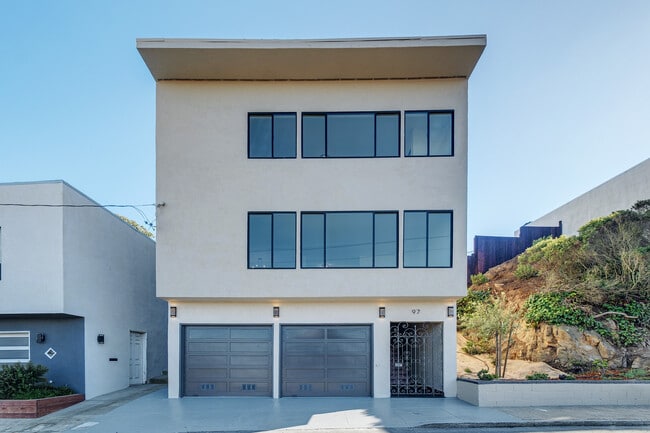 Building Photo - 97 Canyon Dr